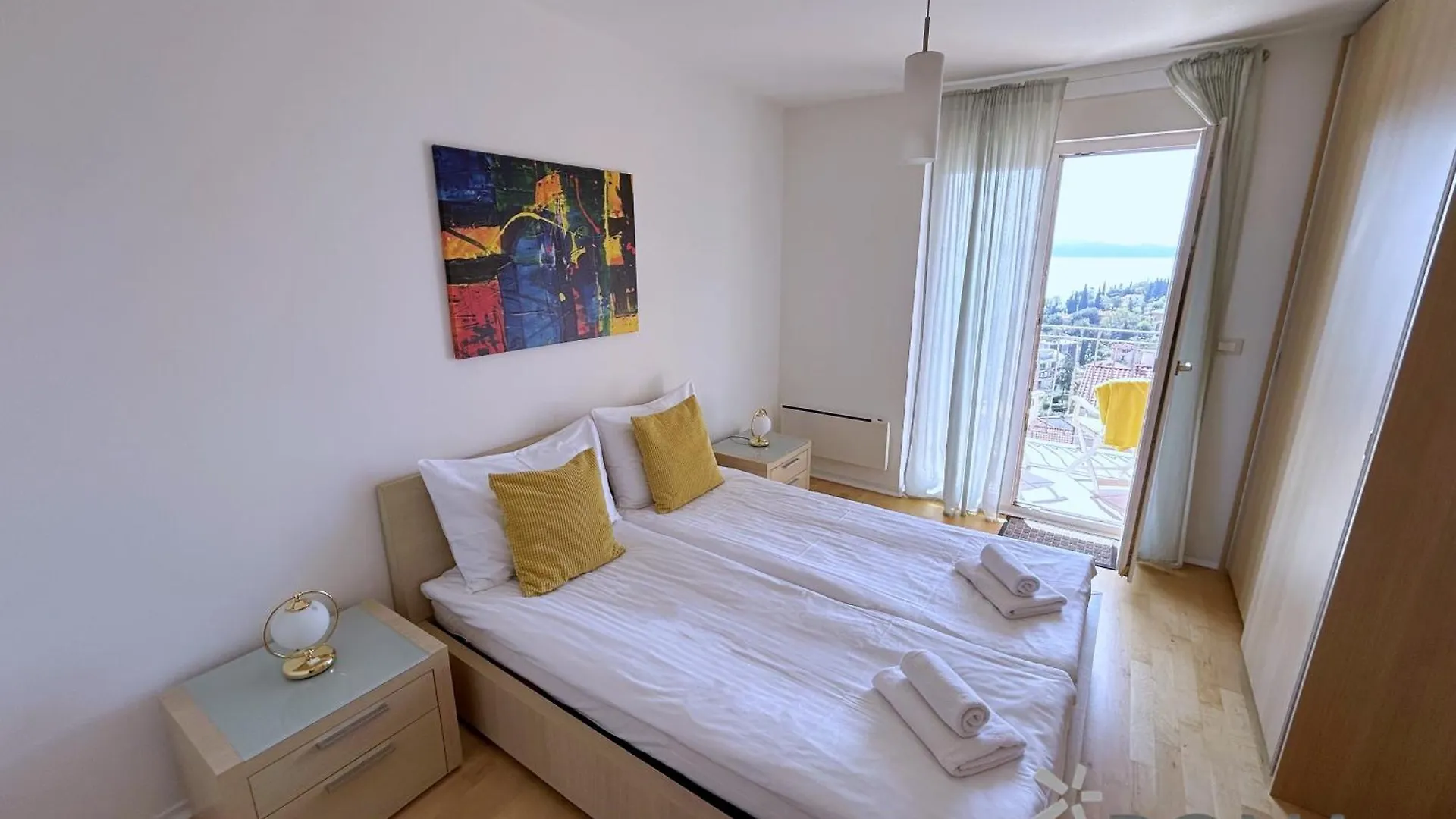 Rona Spacious Apartment With A Panoramic View Ičići
